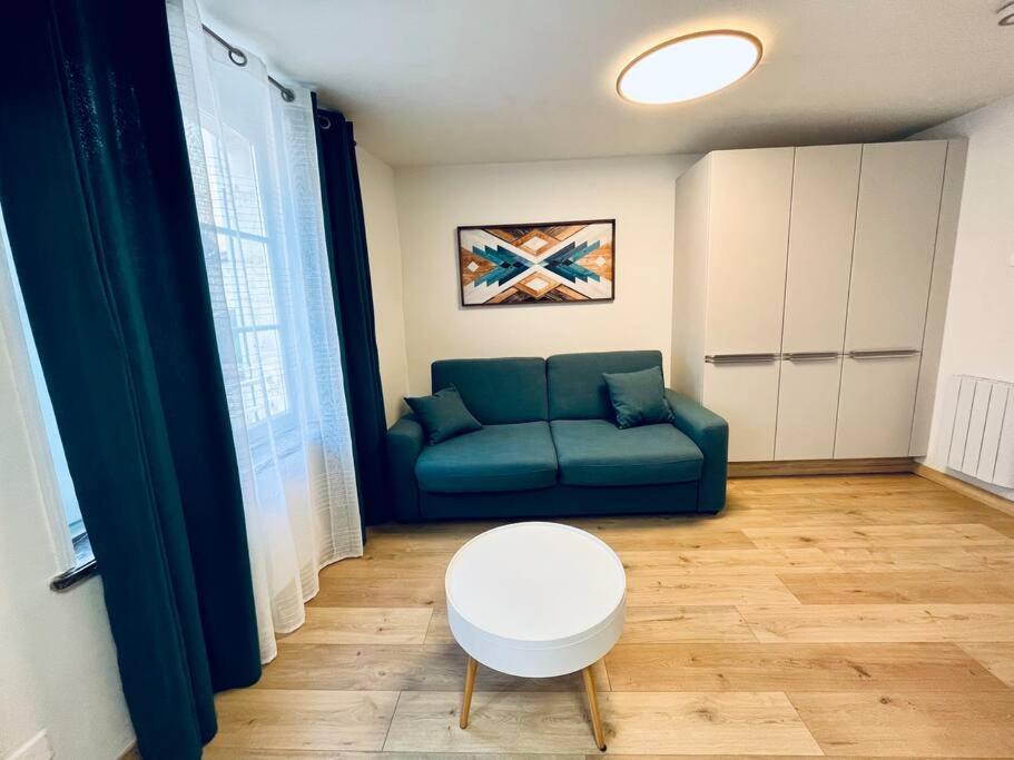 Stylish Studio In The Center Of Senlis Senlis (Oise) Exterior foto